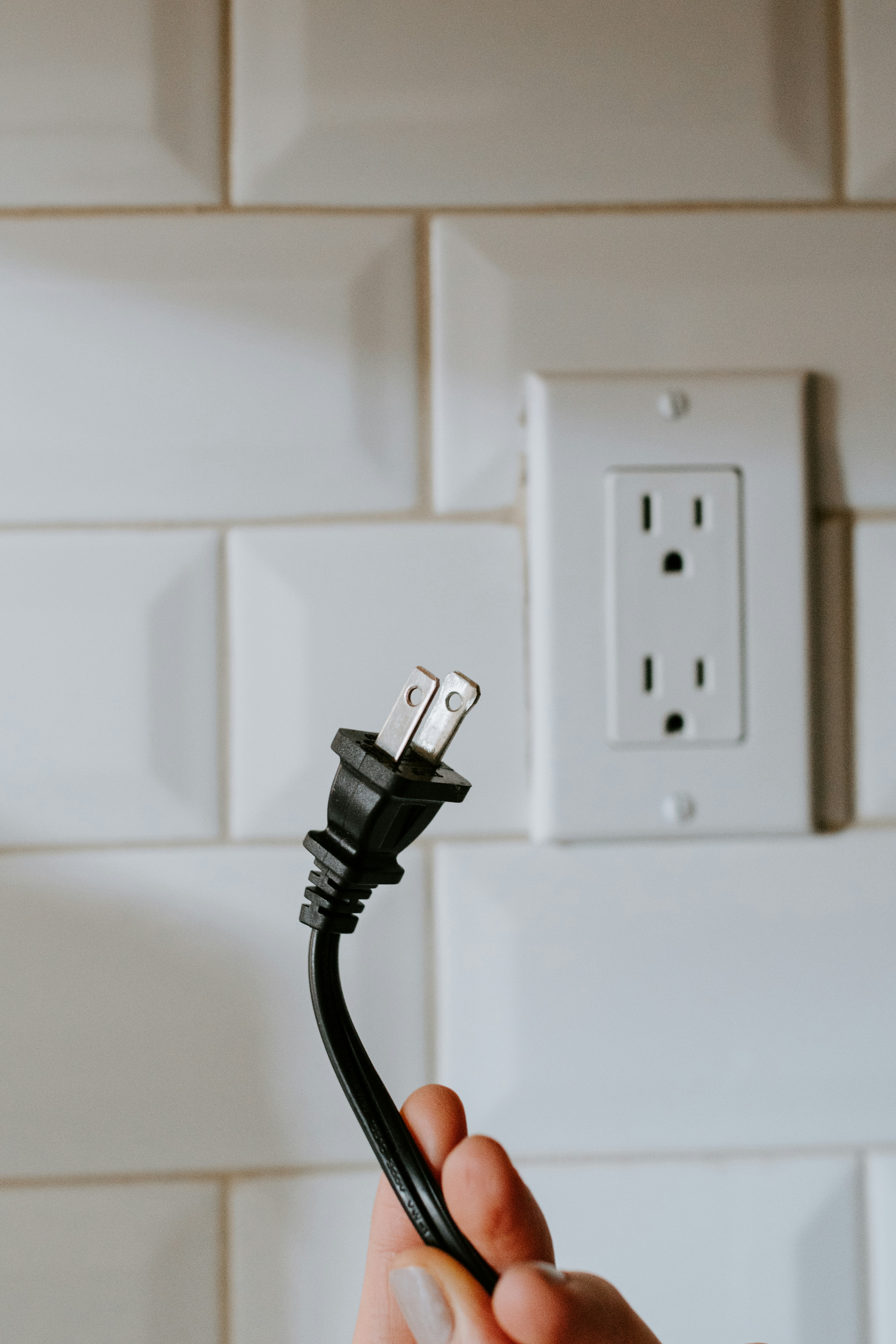 DECOR OUTLET PLUG & CORD